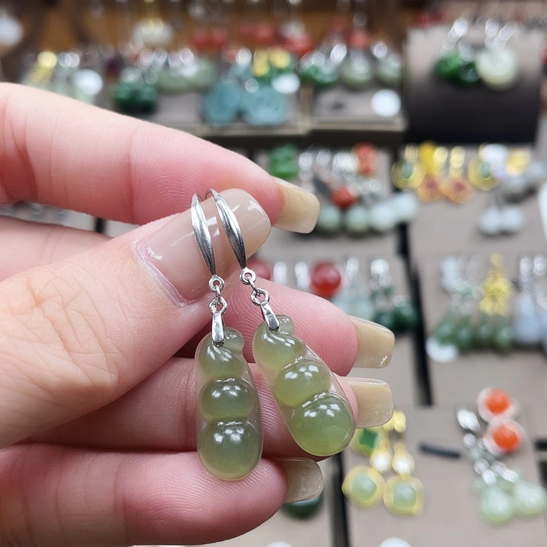 和田玉银S925镶嵌耳饰