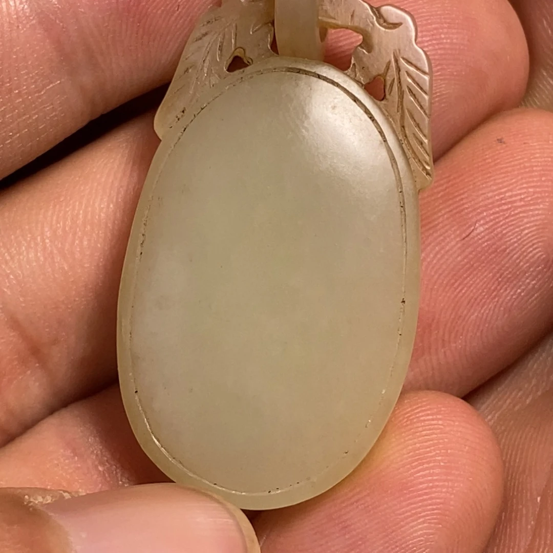 和田玉未镶嵌颈饰小**，