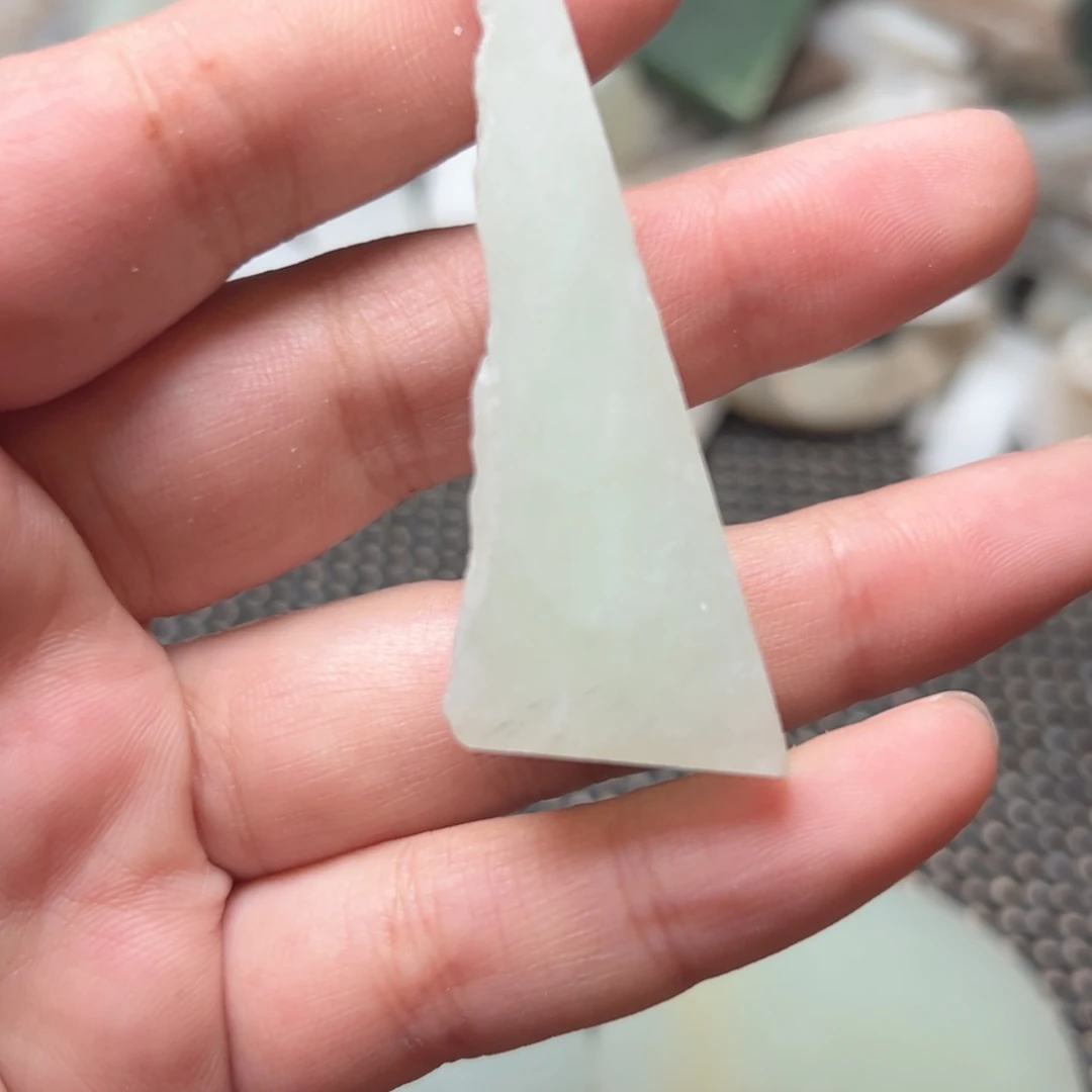 和田玉未镶嵌项链