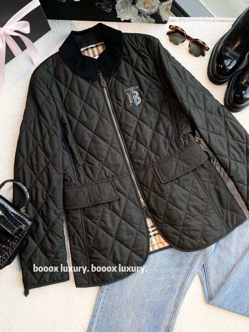 95新 BURBERRY/博柏利 xw236 聚酯纤维 黑色格纹tb夹克外套 M码