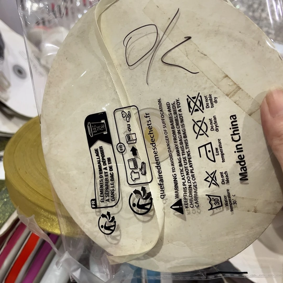 O***K服装哈哈哈哈哈哈哈哈