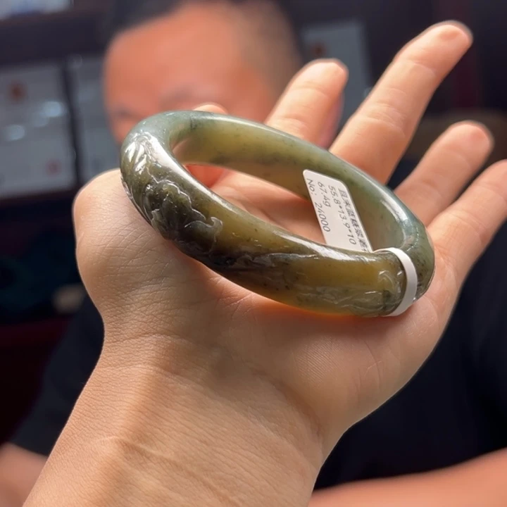 和田玉（糖玉）手镯未镶嵌