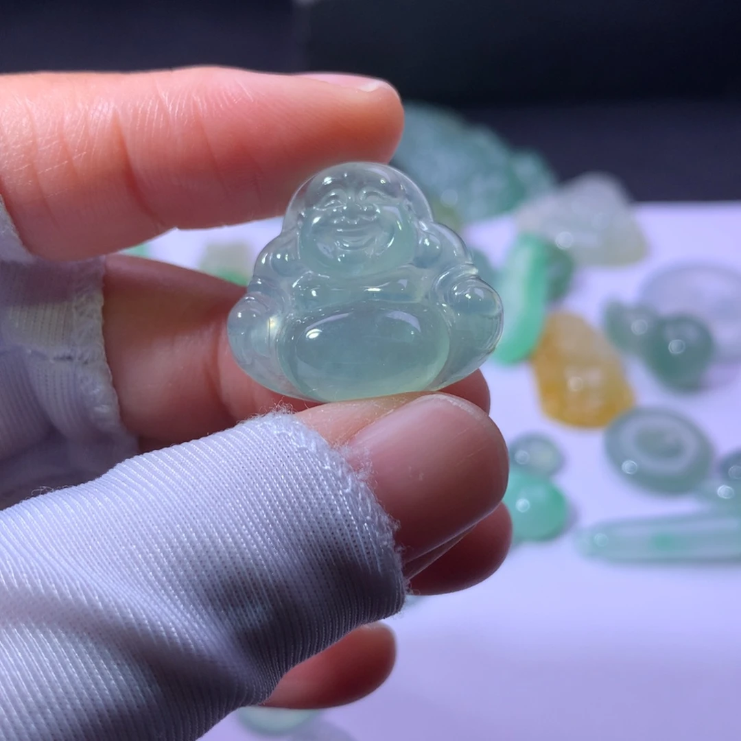 翡翠未镶嵌耳饰佛