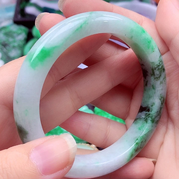 翡翠未镶嵌手镯翡翠手镯