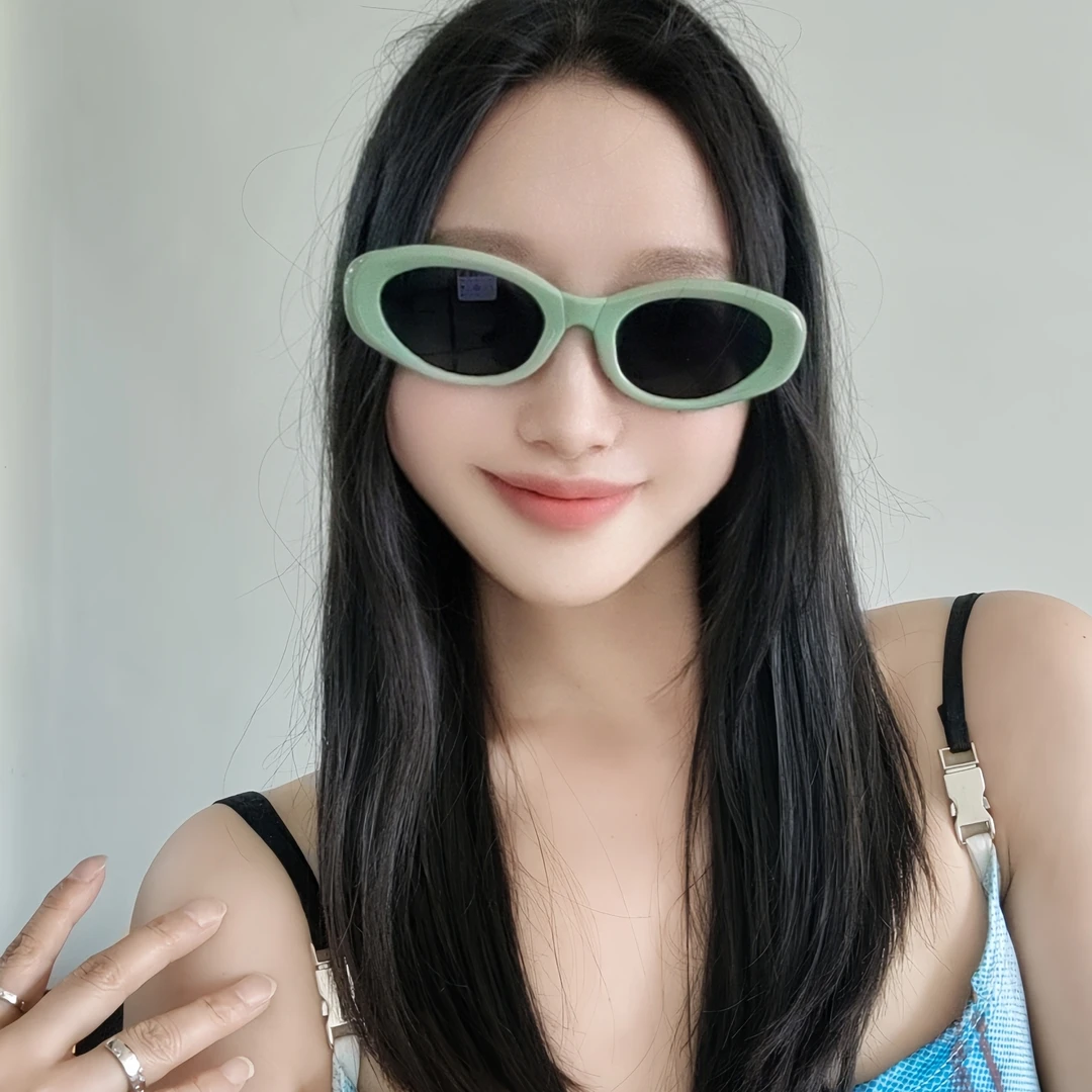 新款时髦绿色框折叠小框猫眼墨镜女高级感遮阳椭圆防紫外线太阳镜