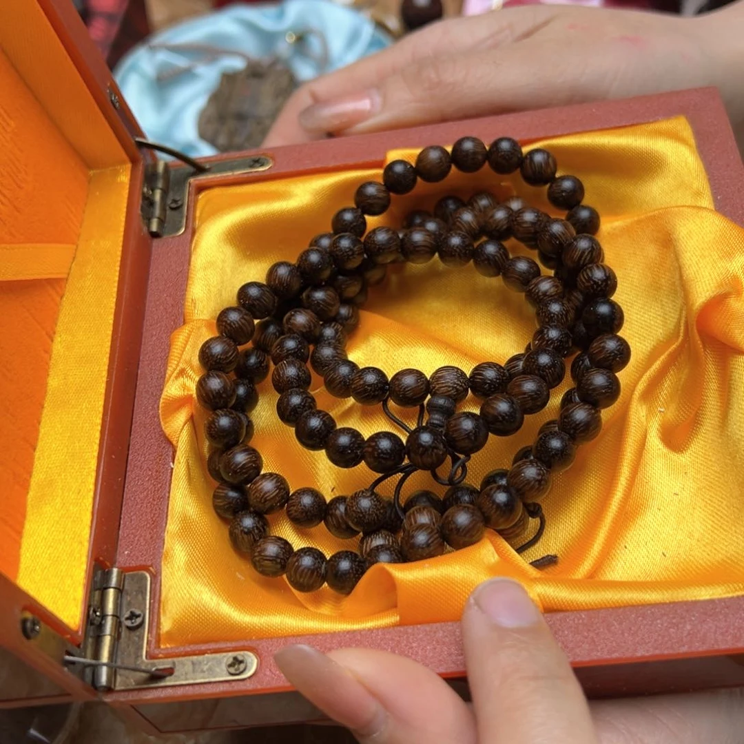 大叶紫檀（黑酸枝木类）