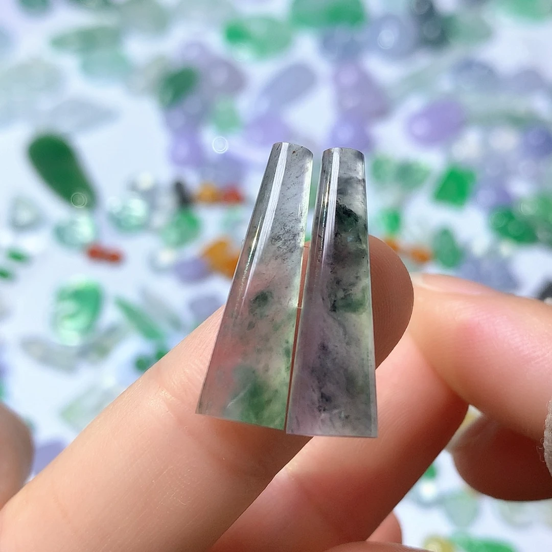 翡翠未镶嵌颈饰柱子