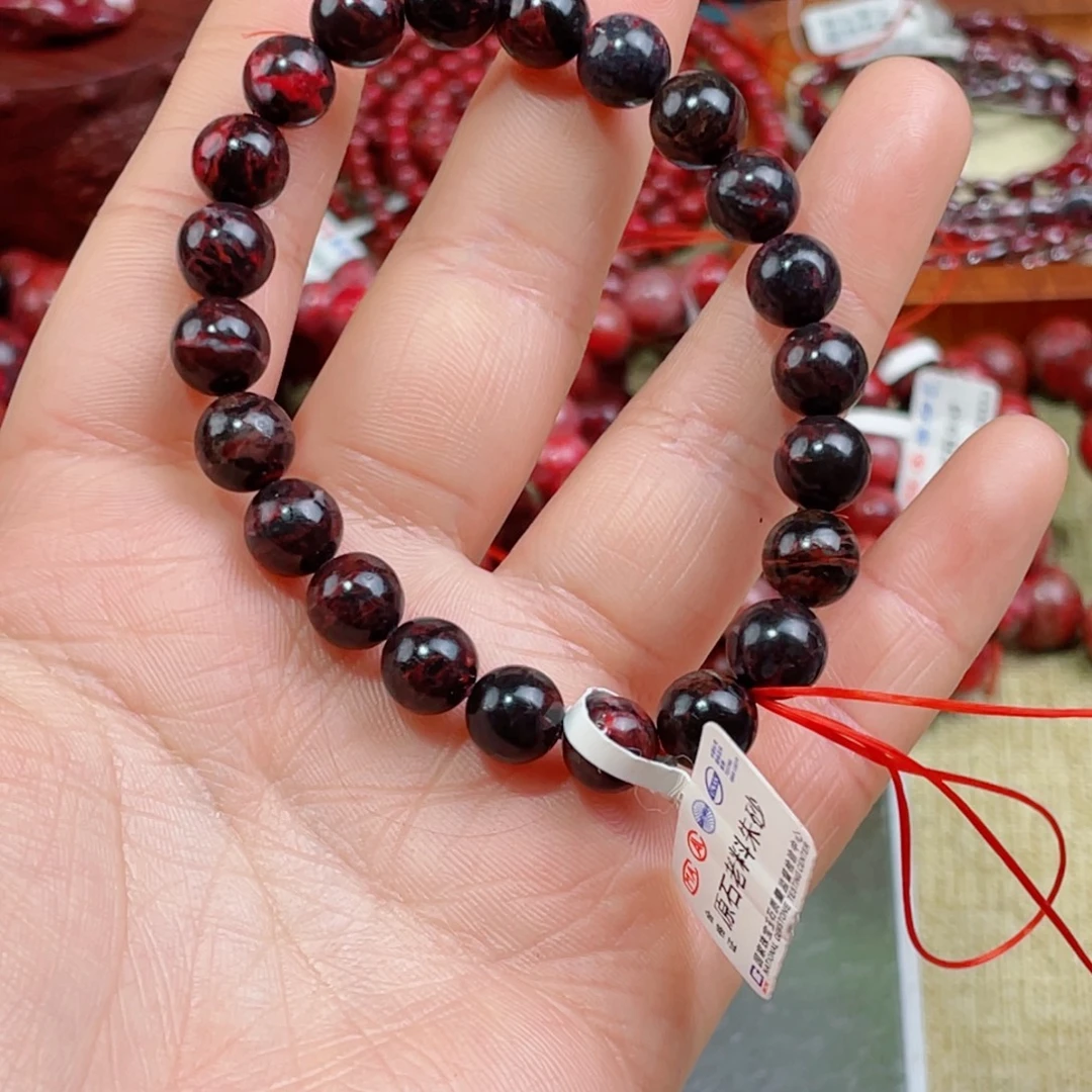 天然辰砂有沙眼沙坑