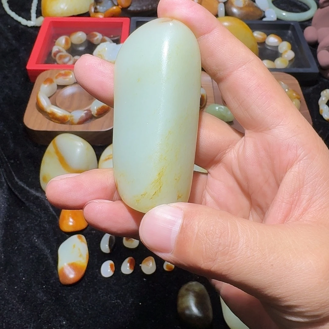 和田玉（子料）未镶嵌挂件