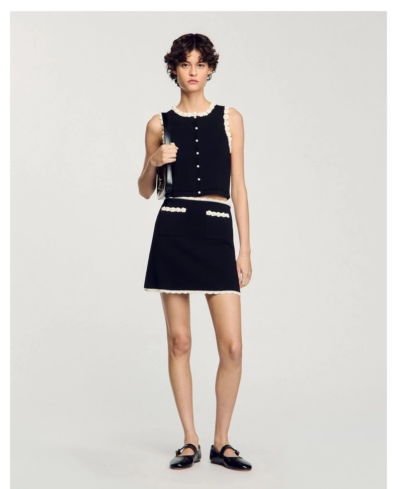 杰瑞【法式精致套装】新款优雅珍珠花朵装饰无袖小香风马甲半裙套装