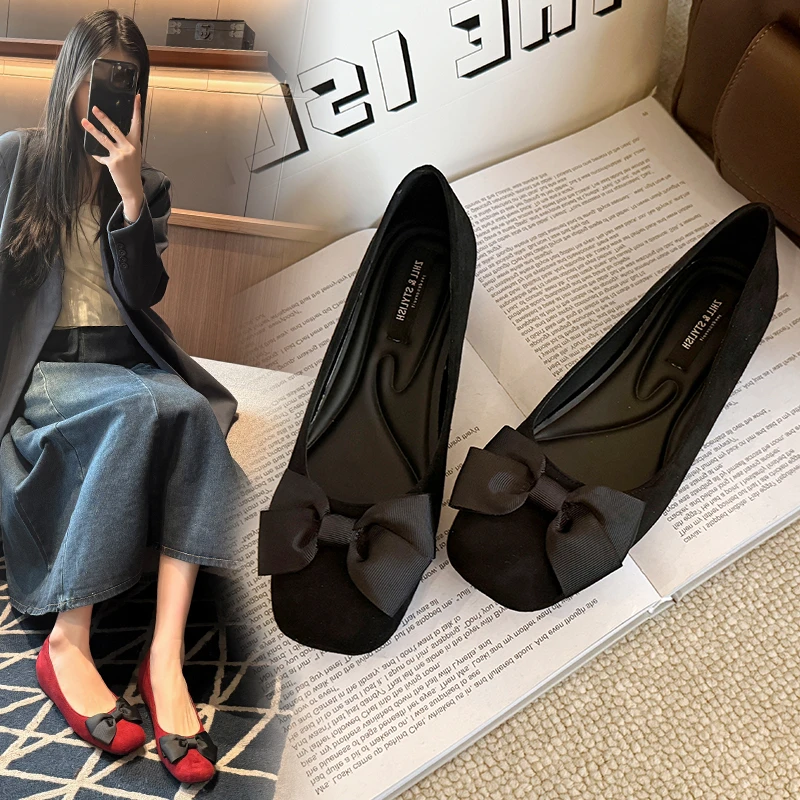 加宽大码女鞋法式蝴蝶结宽胖脚方头浅口芭蕾单鞋胖妹妹内增高软底