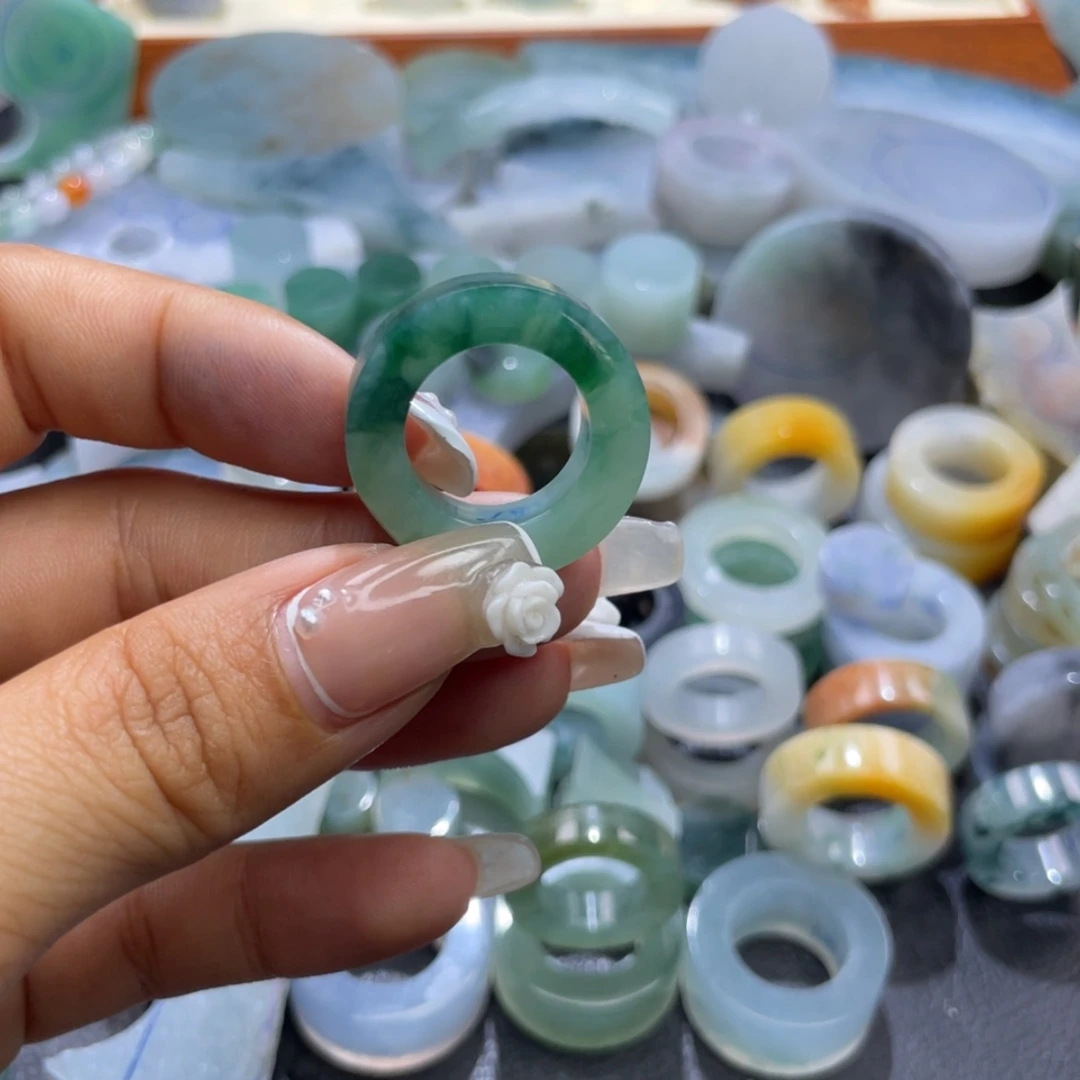 【闪购商品】定制翡翠未镶嵌天然翡翠