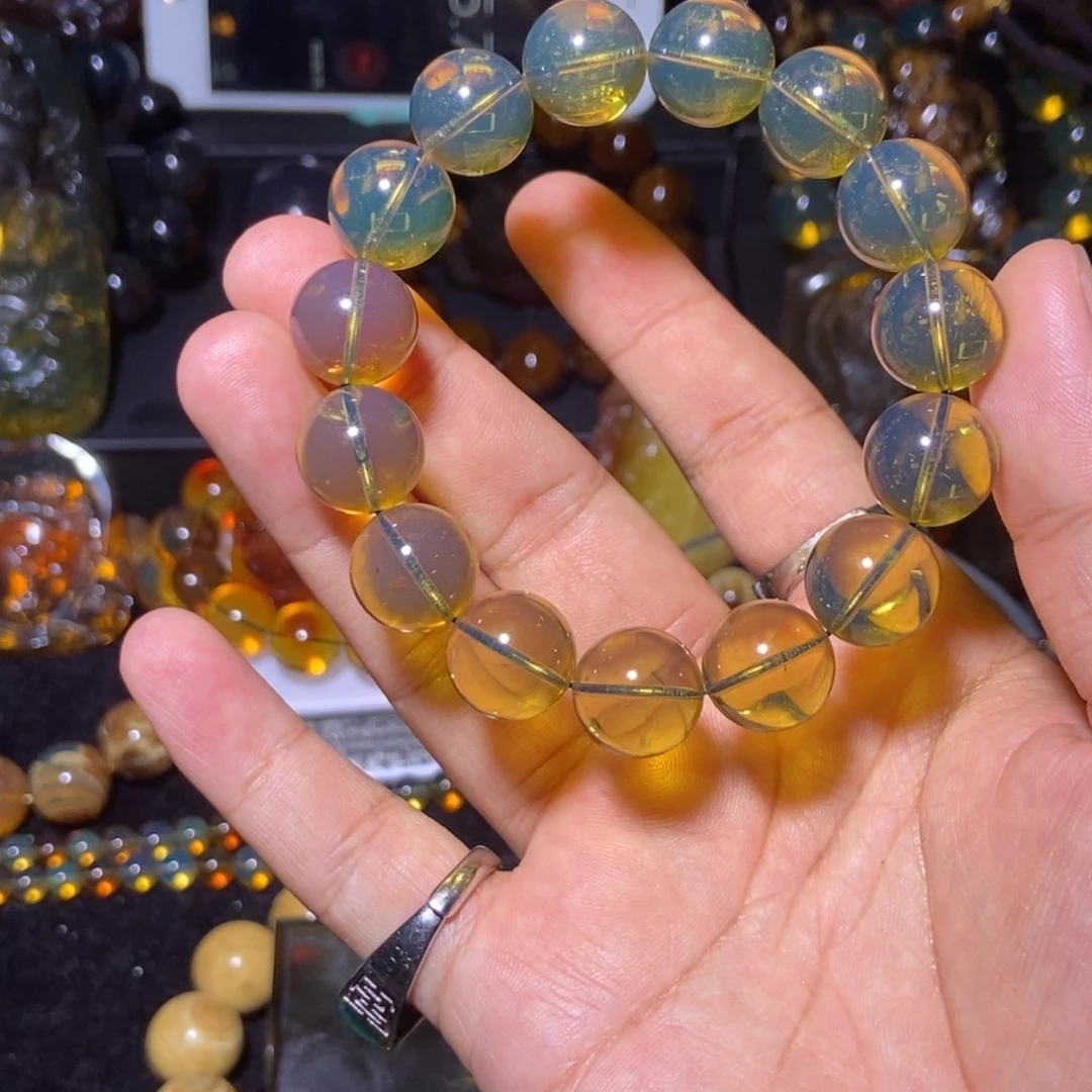 未镶嵌琥珀裸石天****6