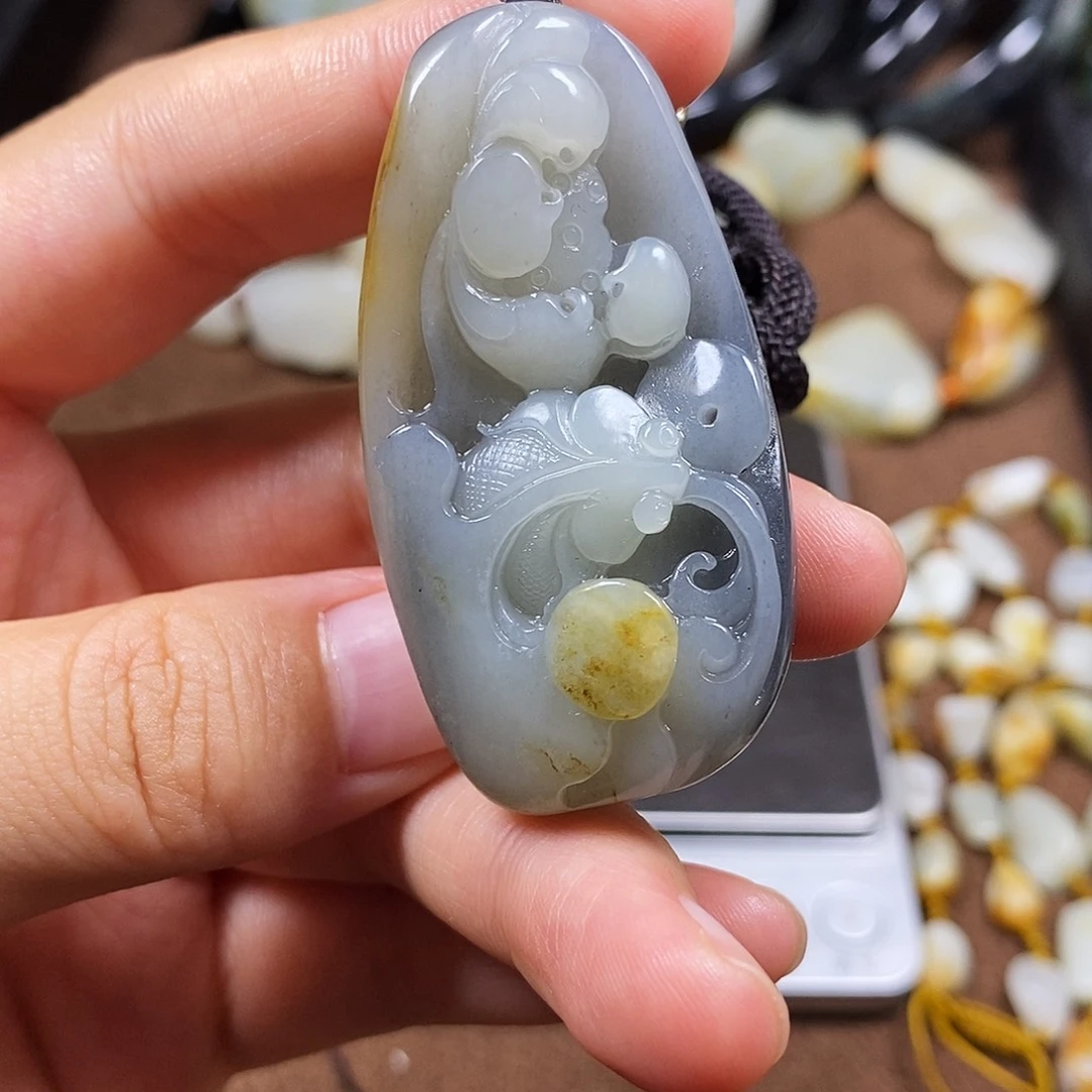 未镶嵌和田玉挂件