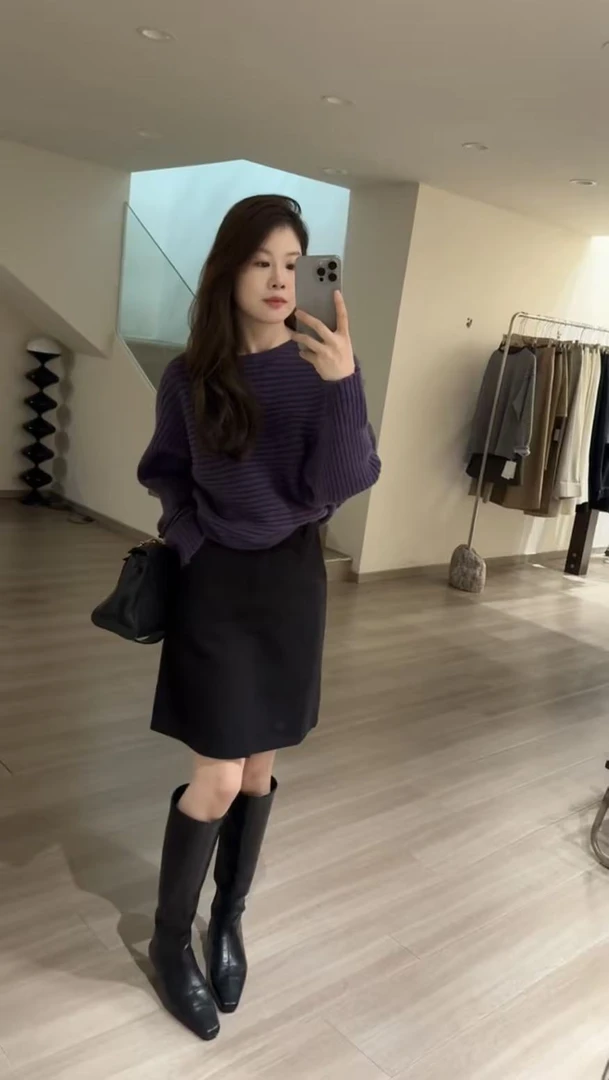 2026秋冬新款韩版气质紫色蝙蝠袖毛衣高腰时尚显瘦半身裙两件套