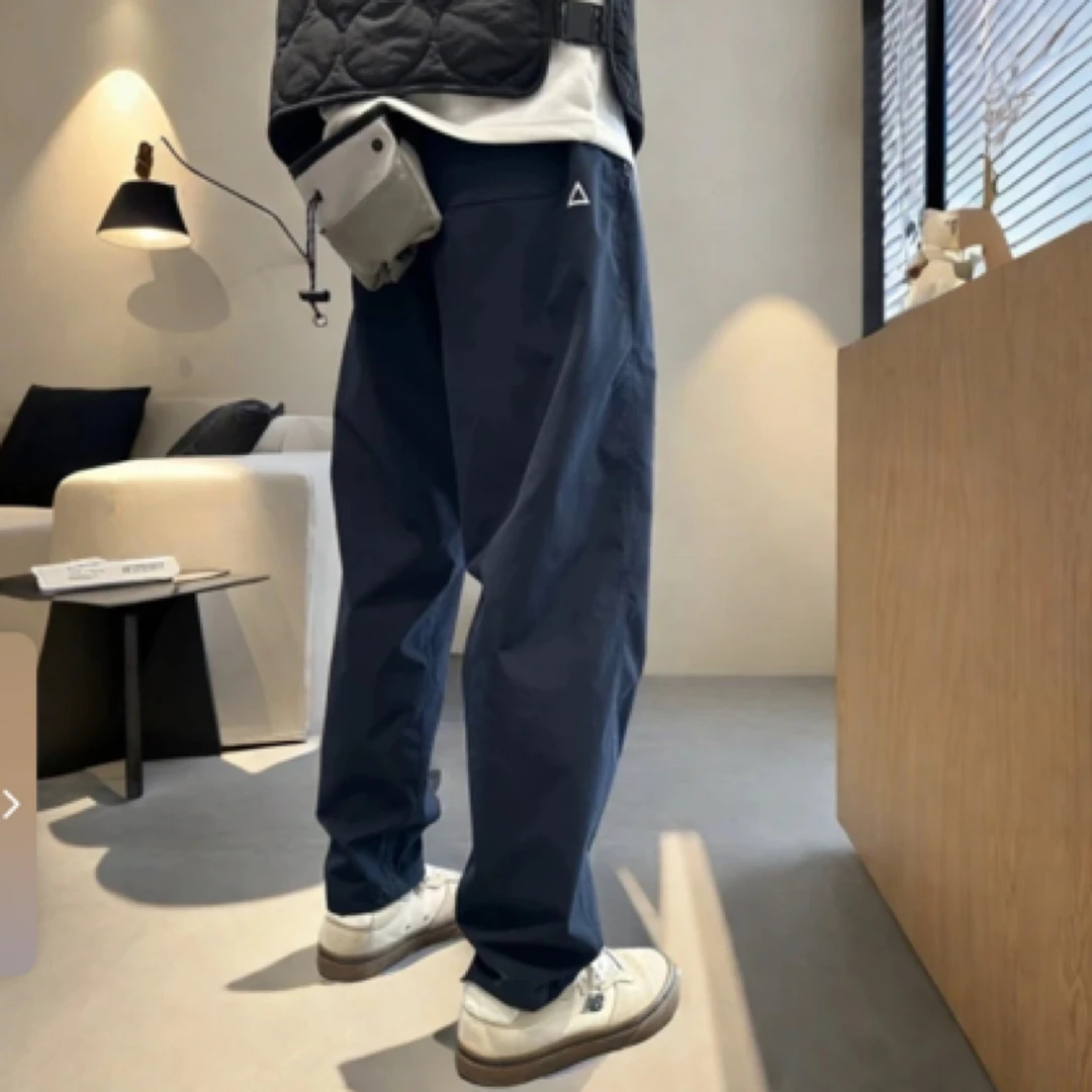 男女同款2025新款男士休闲裤户外工装机能小白标宽松百搭直筒长裤