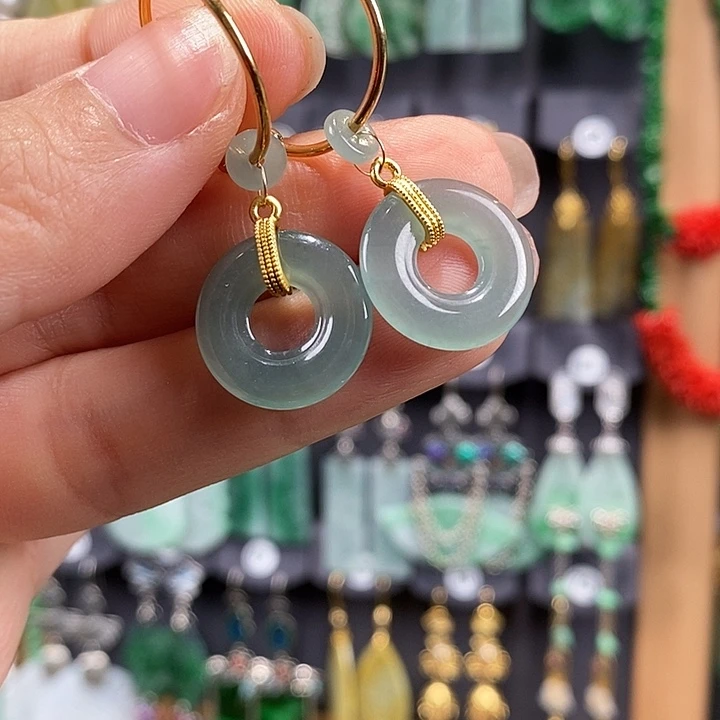 翡翠未镶嵌耳饰翡翠