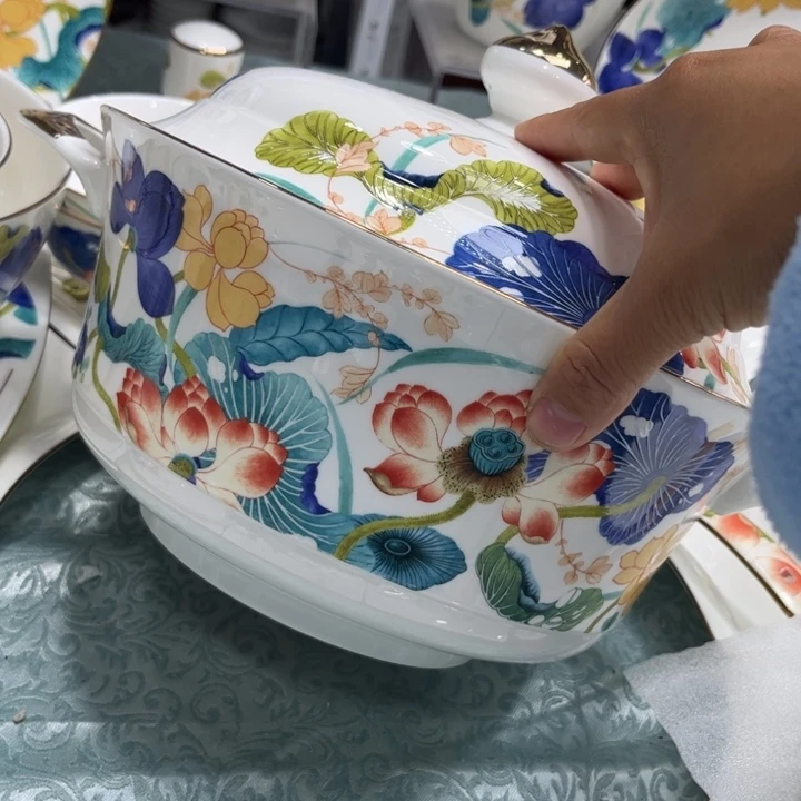 骨瓷荷塘九寸汤锅一个