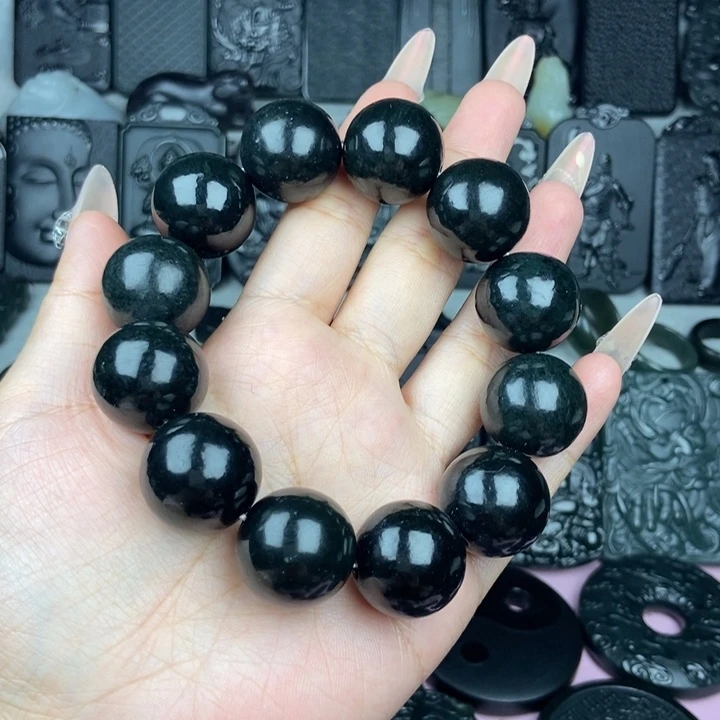 颈饰未镶嵌和田玉李*龙