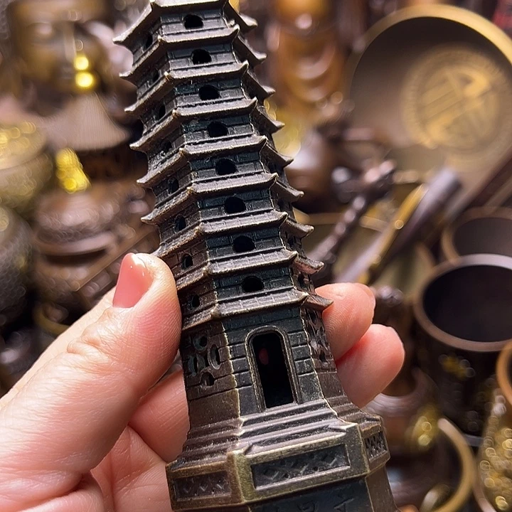 铜1334566788999866789