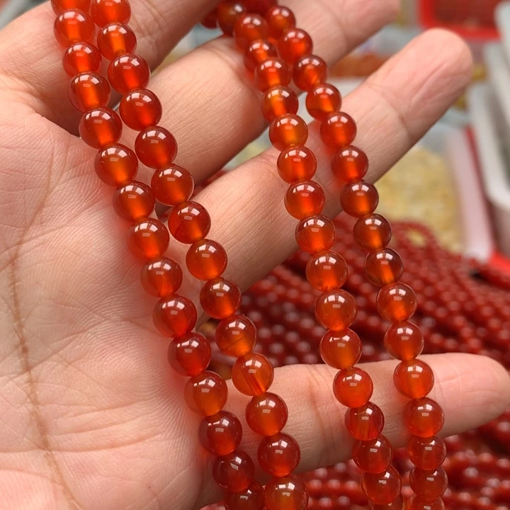 石英质玉未镶嵌颈饰2条