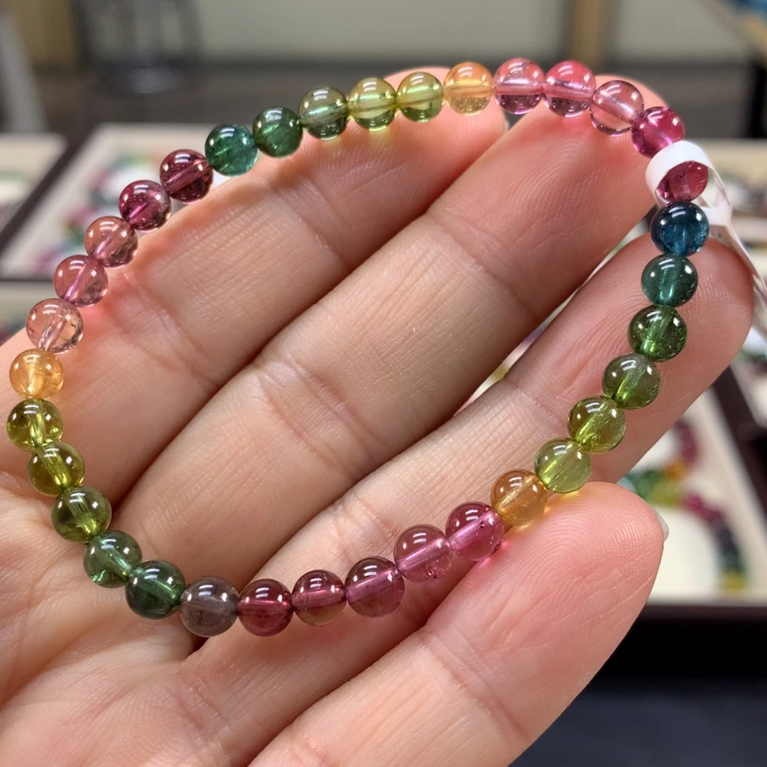 未镶嵌碧玺手链5.3左右