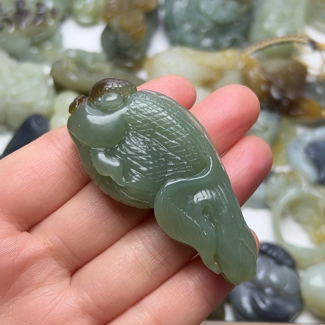 和田玉未镶嵌挂件