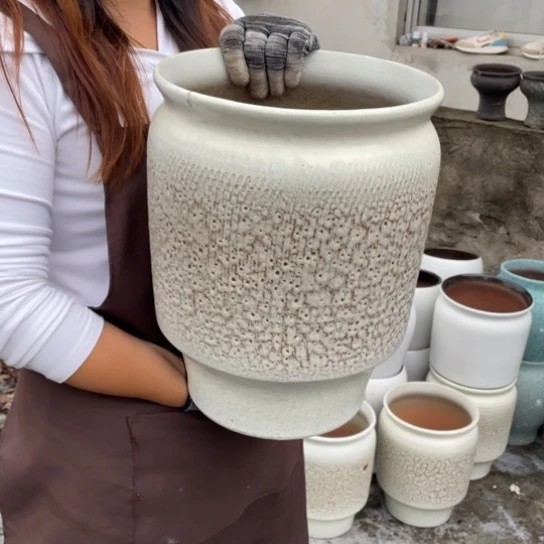 紫砂花盆口24高32瑕疵瑕疵