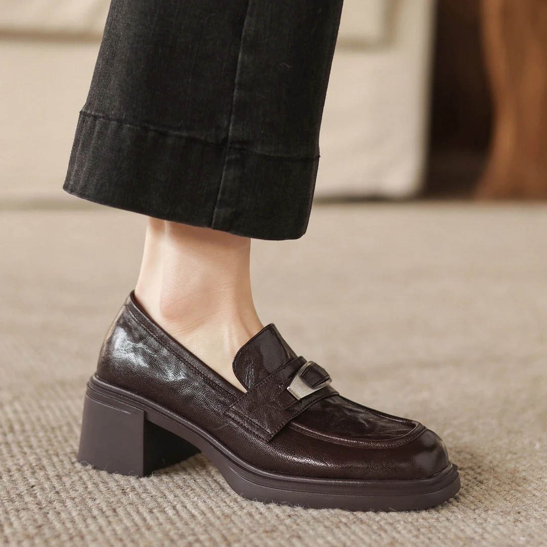 修悦英伦风手抓羊皮粗跟乐福鞋女金属扣一脚蹬小皮鞋女复古风单鞋