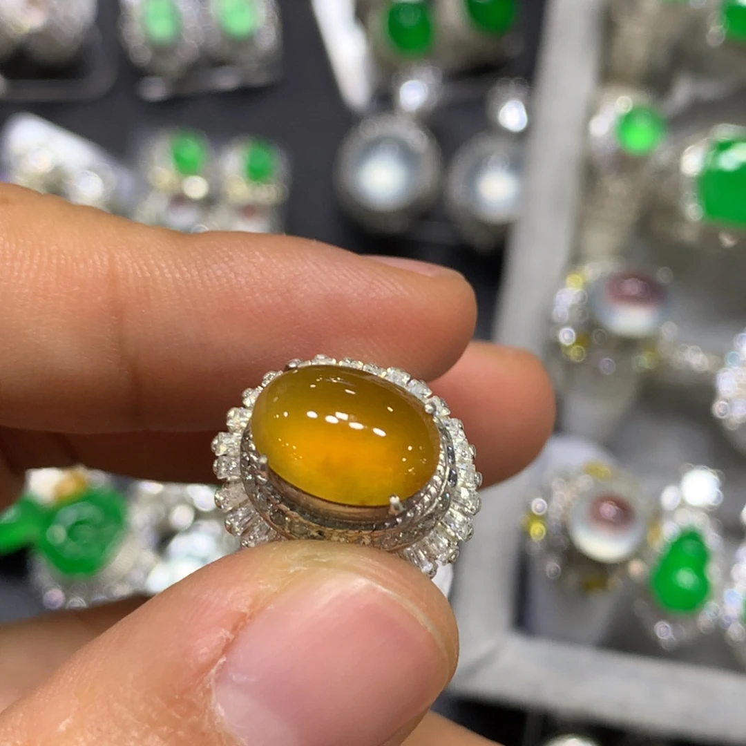 定制翡翠未镶嵌买断不退