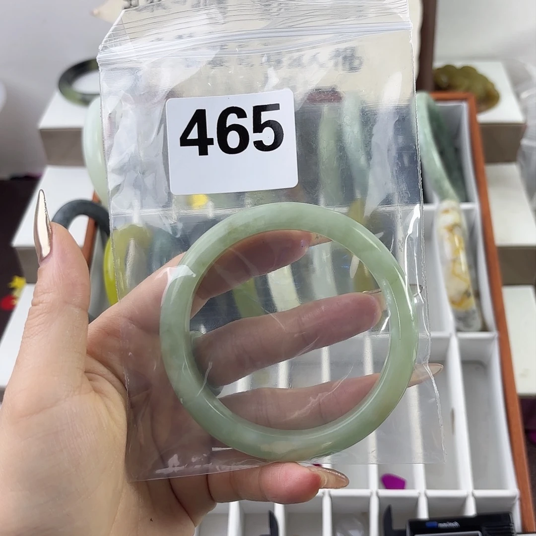 蛇纹石玉手镯未镶嵌蘑*