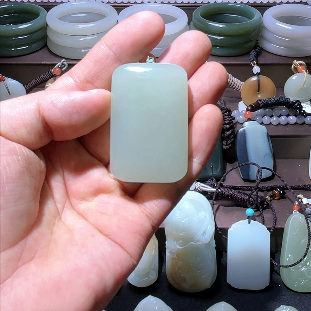 和田玉挂件未镶嵌