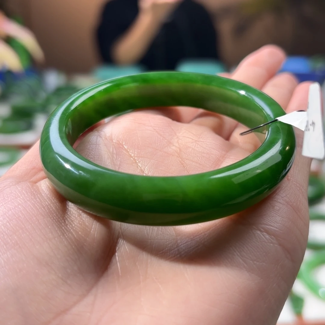 未镶嵌手镯和田玉（碧玉）用****253.54