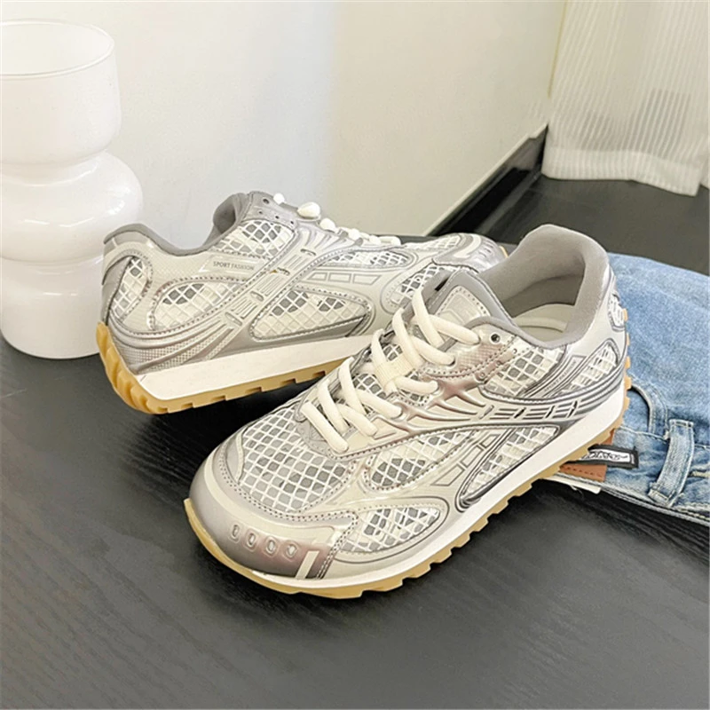 【唯你】王一博同款春季百搭小众网红轻便复古低帮潮鞋休闲运动鞋女