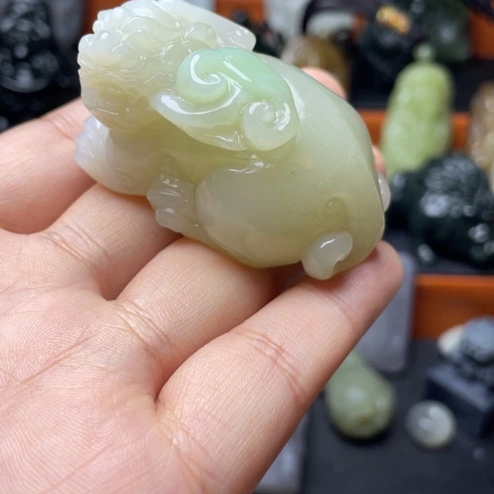 风***9和田玉未镶嵌挂件