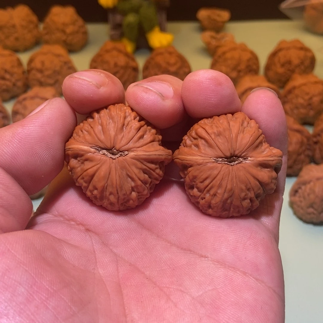 文玩核桃吊坠*️铁锤384