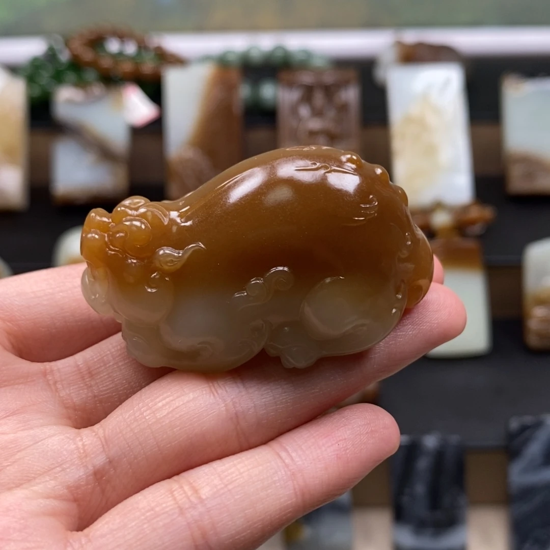 未镶嵌和田玉挂件