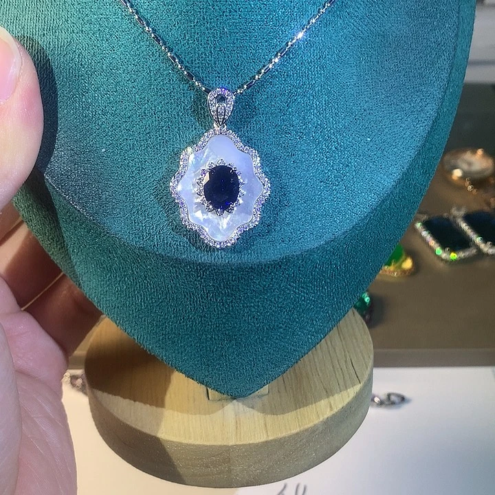 非金属33吊坠。