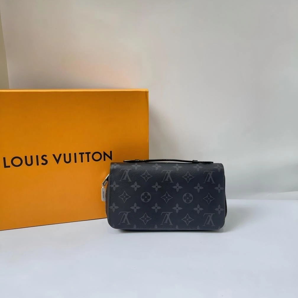 95新 LouisVuitton/路易威登 05-02手拿黑花钱包360759