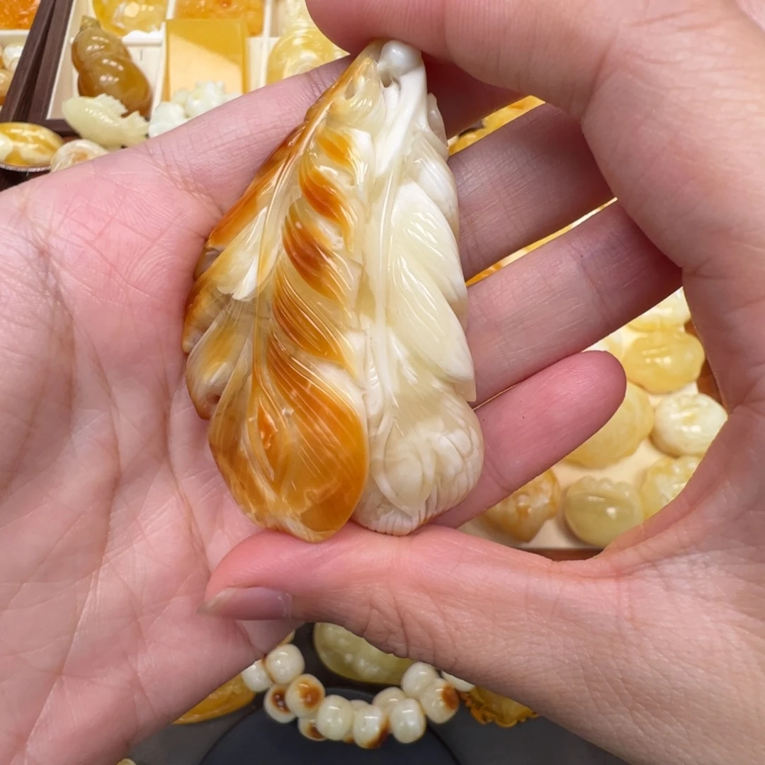 裸石琥珀未镶嵌蜜蜡