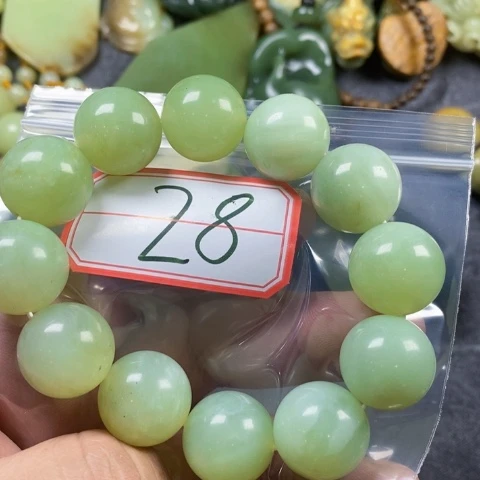 未镶嵌蛇纹石玉手链