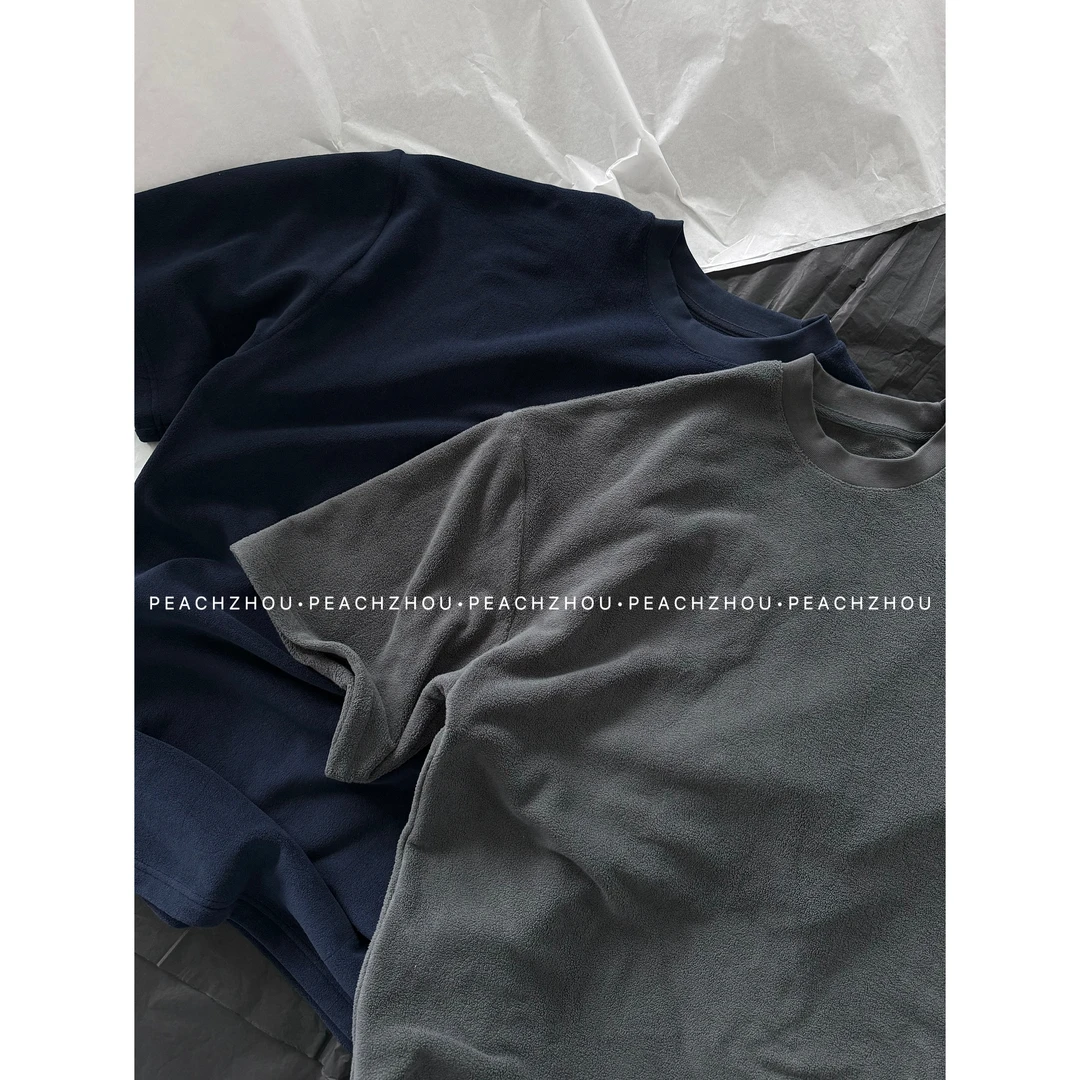 『PEACHZHOU』摇粒绒圆领宽松廓形短袖毛衣休闲慵懒情侣针织上衣