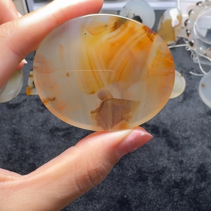 青***蕻玛瑙/玉髓未镶嵌珠宝奇石