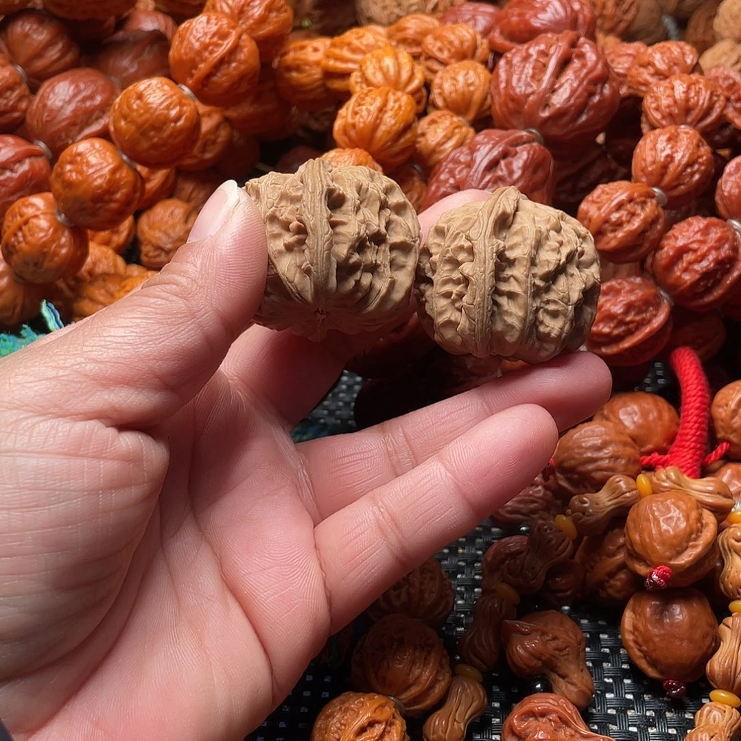 潜***阳手串文玩核桃白狮子