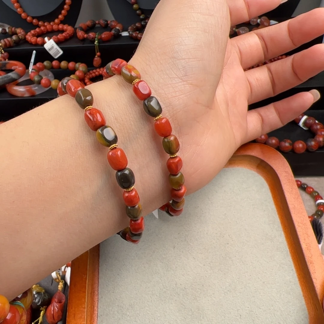 南红玛瑙未镶嵌（包浆随型5-6mm多样性发一