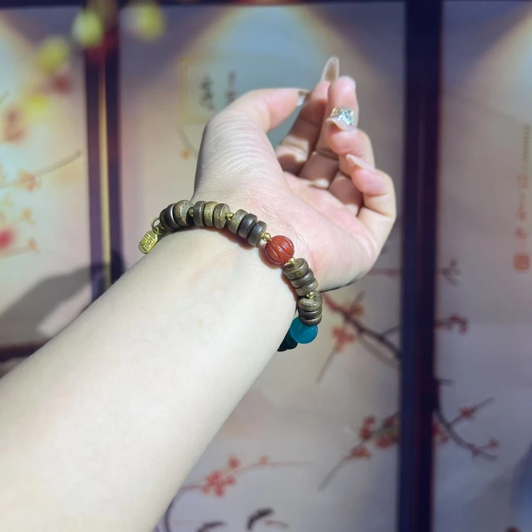 增香沉香木精品手串有礼盒-J0142