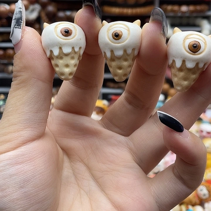 非金属根付娃娃1个