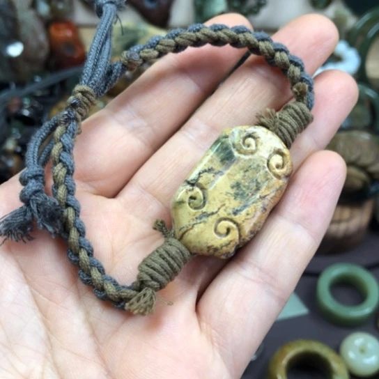 手链未镶嵌岫岩河磨玉（透闪石质玉）