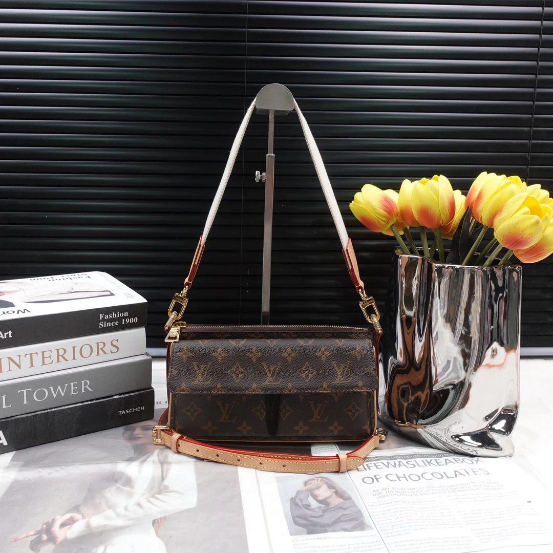 95新 LouisVuitton/路易威登 单肩包/T10329913