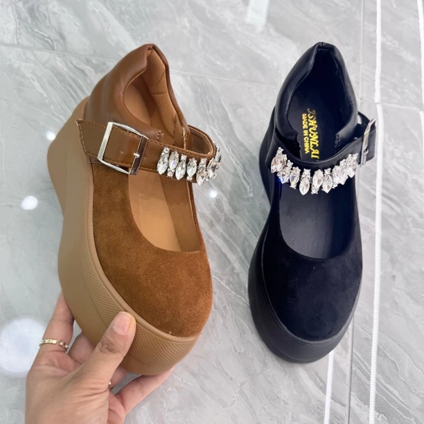 8569矮子乐勃肯鞋玛丽珍单鞋女2025春季新款增高厚底配裙子浅口